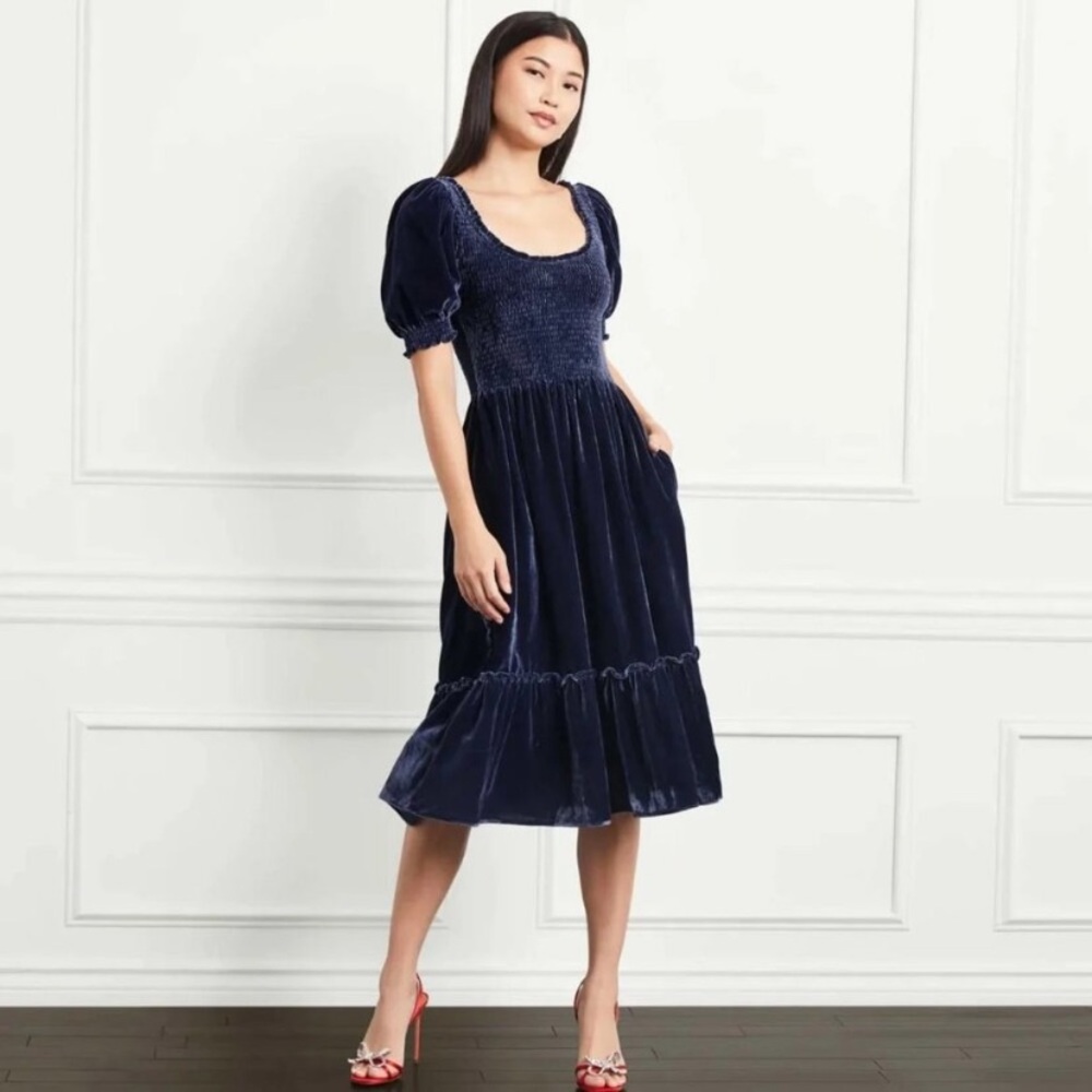 Hill House Dress Louisa Nap Midi Puff Sleeve in Navy Blue Velvet